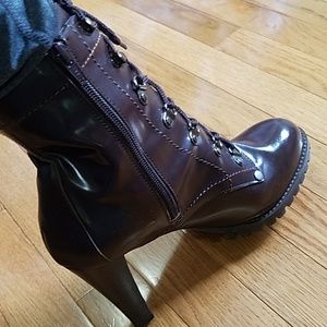 Andy & Debb 4" Heel laced and zipper boots
